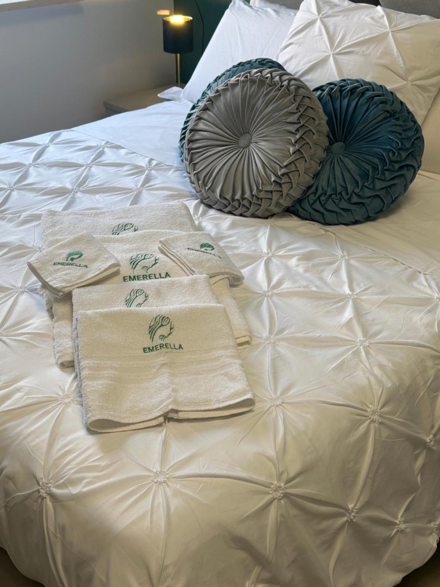 Emerella Luxury Suites-Siderno Lungomare Dış mekan fotoğraf
