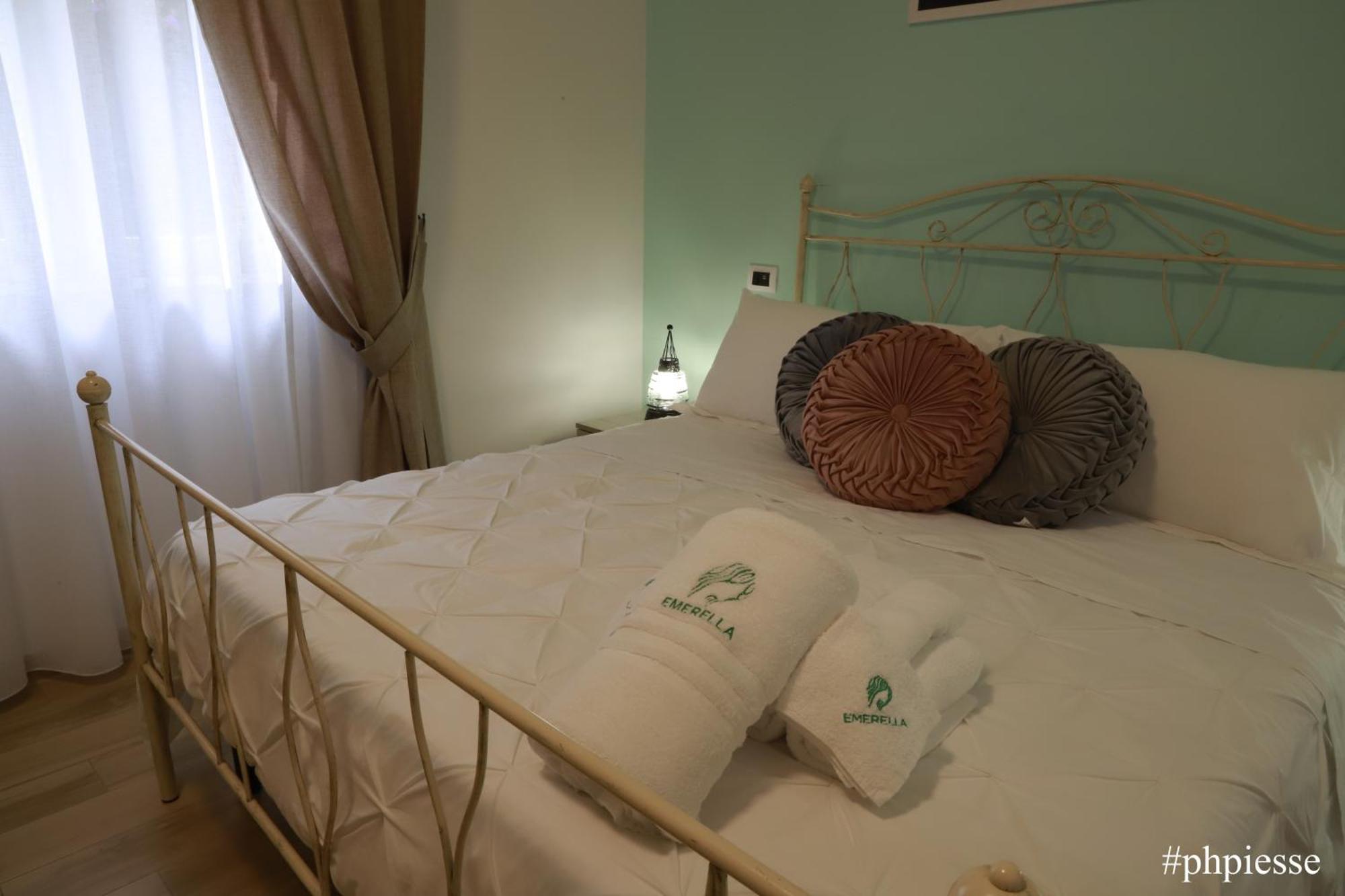 Emerella Luxury Suites-Siderno Lungomare Dış mekan fotoğraf