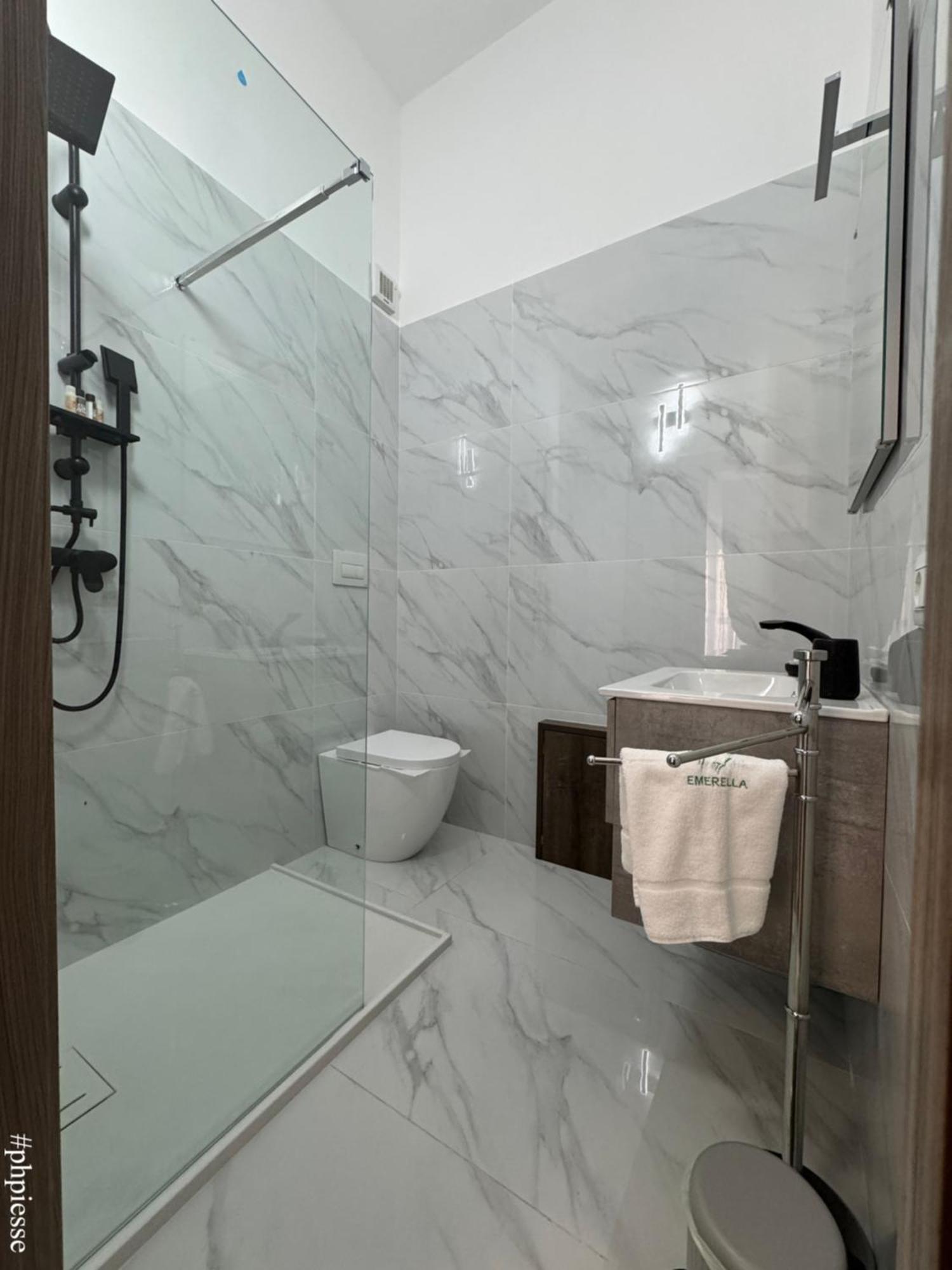 Emerella Luxury Suites-Siderno Lungomare Dış mekan fotoğraf
